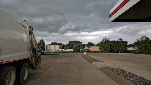 Convenience Store «Kwik Trip #330», reviews and photos, 104 Aspen Ln N, Belle Plaine, MN 56011, USA