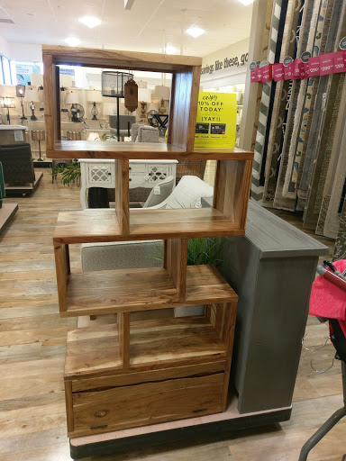 Department Store «Marshalls & HomeGoods», reviews and photos, 731 Centerview Blvd, Kissimmee, FL 34741, USA