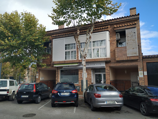 CMDent Centro Médico Dra.Sara Sánchez Provedo en Villanueva del Pardillo, Madrid