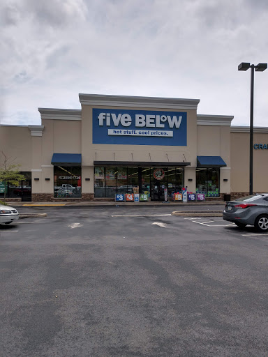 Variety Store «Five Below», reviews and photos, 3910 Commerce Blvd, Dickson City, PA 18519, USA
