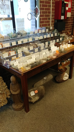 Book Store «Quest Book Shop», reviews and photos, 306 Geneva Rd, Wheaton, IL 60187, USA