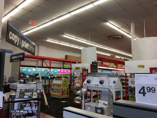 Office Supply Store «Staples», reviews and photos, 17 Reaville Ave, Flemington, NJ 08822, USA