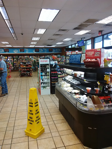 Convenience Store «Stripes», reviews and photos, 2013 S Bridge St, Brady, TX 76825, USA