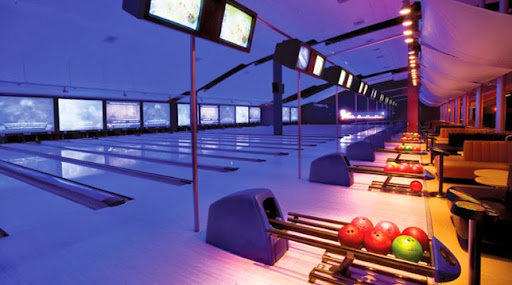 Bowling Alley «Bowlero Miami», reviews and photos, 11401 NW 12th St, Miami, FL 33172, USA