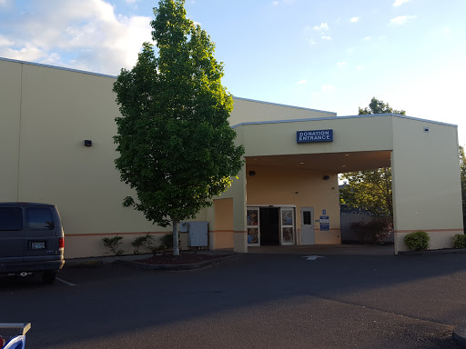 Thrift Store «Goodwill Outlet», reviews and photos, 3235 Portland Rd NE, Salem, OR 97301, USA