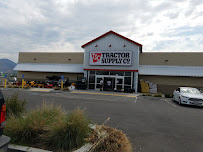 Tractor Supply Co. - Photo 4 - Car repair in Providence, UT, Logan