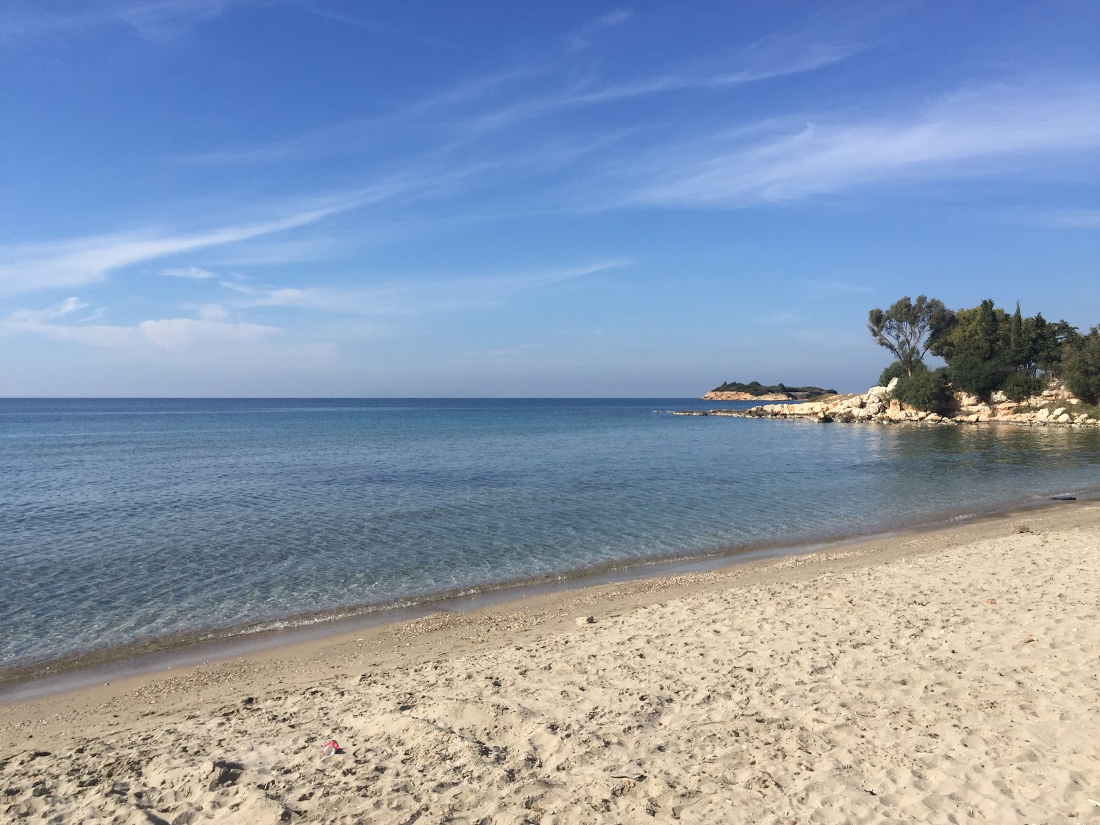 Fotografija Gulbahce beach z turkizna voda površino