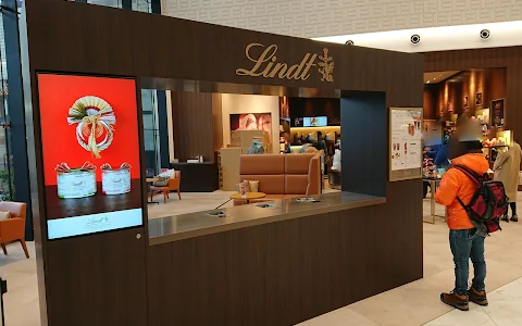 Lindt image