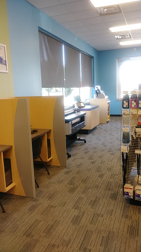 Print Shop «FedEx Office Print & Ship Center», reviews and photos, 2330 N Hwy 67, Florissant, MO 63033, USA