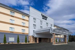 Fairfield by Marriott Inn & Suites Uncasville Mohegan Sun Area image