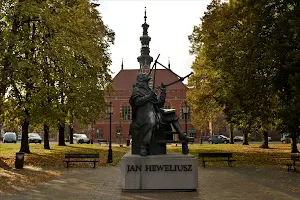 Johannes Hevelius monument image