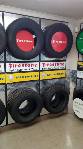 Tire Shop «Simpson County Tire & Auto Service», reviews and photos, 208 Industrial Dr, Franklin, KY 42134, USA