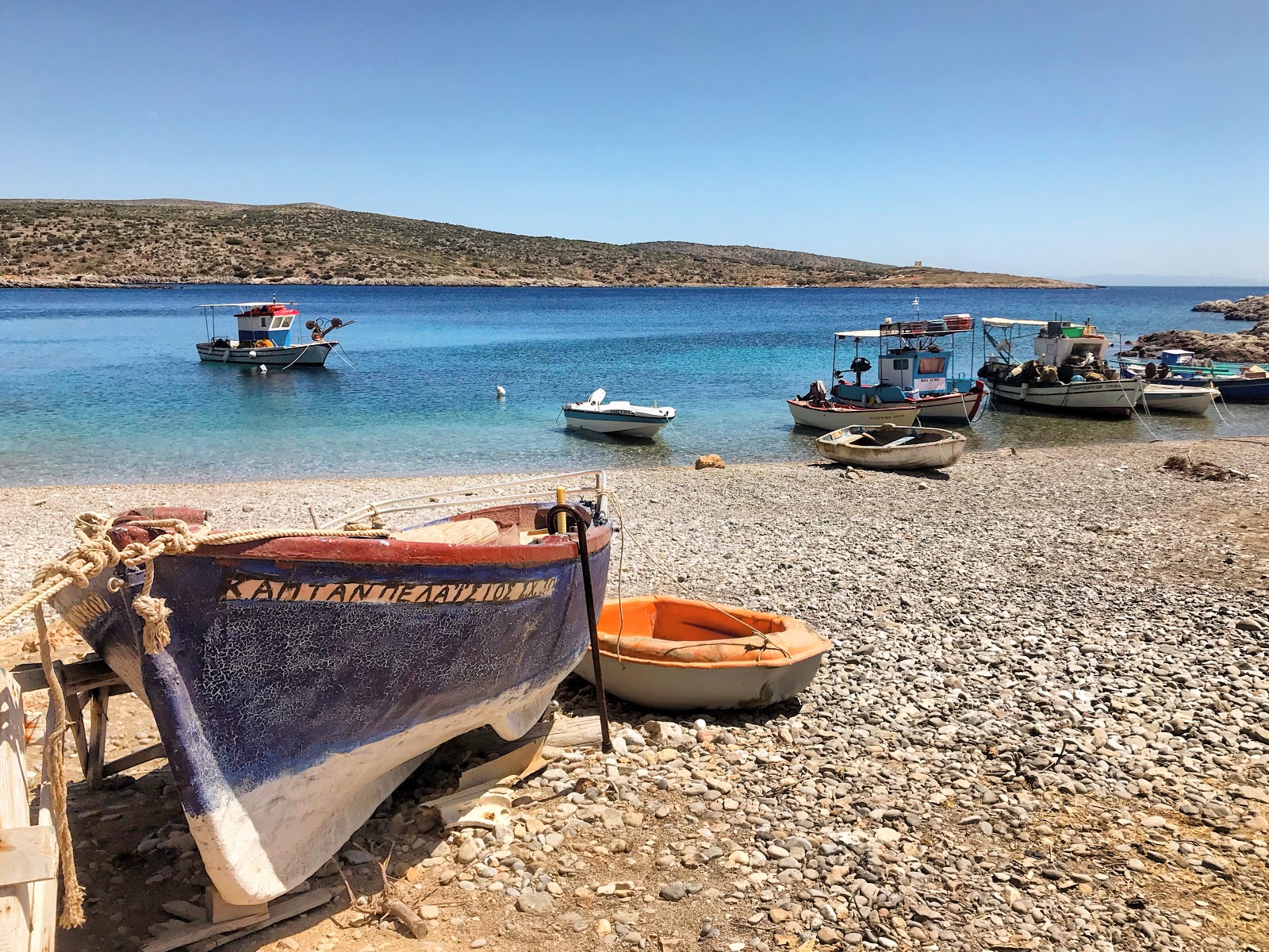 Foto von Trachilia beach mit sehr sauber Sauberkeitsgrad