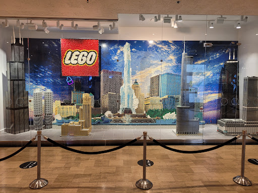 Shopping Mall «Water Tower Place», reviews and photos, 835 N Michigan Ave, Chicago, IL 60611, USA