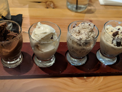 Restaurant «Browndog Treats, Drinks, & Eats», reviews and photos, 120 E Main St, Northville, MI 48167, USA