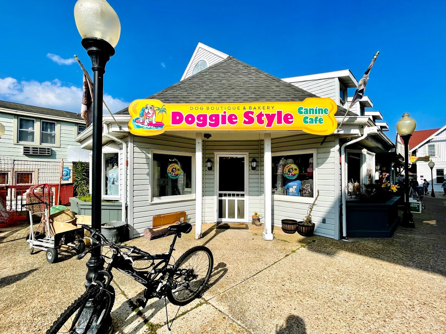 Doggie Style K9 Cafe