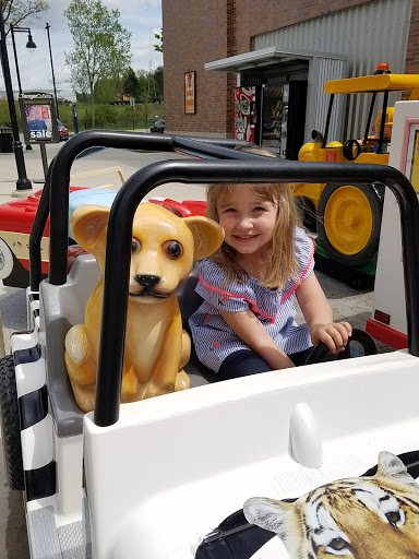 Outlet Mall «Tanger Outlet Grand Rapids», reviews and photos, 350 84th St SW, Byron Center, MI 49315, USA