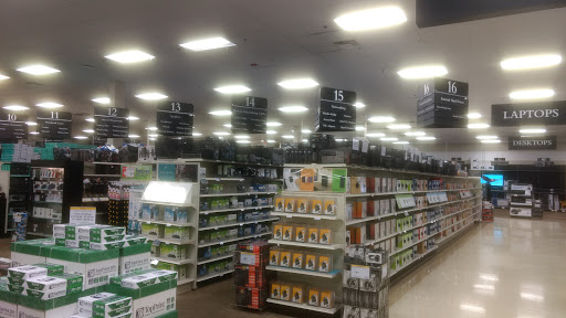 Electronics Store «Micro Center», reviews and photos, 9294 Metcalf Ave, Overland Park, KS 66212, USA