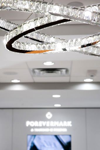 Jewelry Store «International Diamond Center», reviews and photos, 3696 Ulmerton Rd, Clearwater, FL 33762, USA