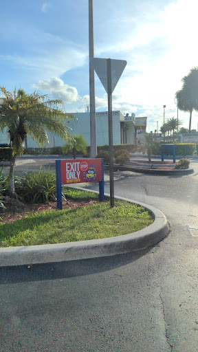 Car Wash «Smart Car Wash NMB», reviews and photos, 472 NE 167th St, North Miami Beach, FL 33162, USA