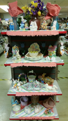 Thrift Store «H2O Help & Hope To Others», reviews and photos, 451 SE Maple St, Dallas, OR 97338, USA