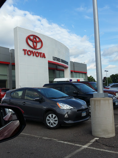 Toyota Dealer «Luther Brookdale Toyota», reviews and photos, 6700 Brooklyn Blvd, Brooklyn Center, MN 55429, USA