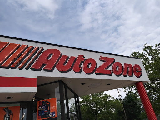 Auto Parts Store «AutoZone», reviews and photos, 606 Riverview Dr, Kalamazoo, MI 49001, USA