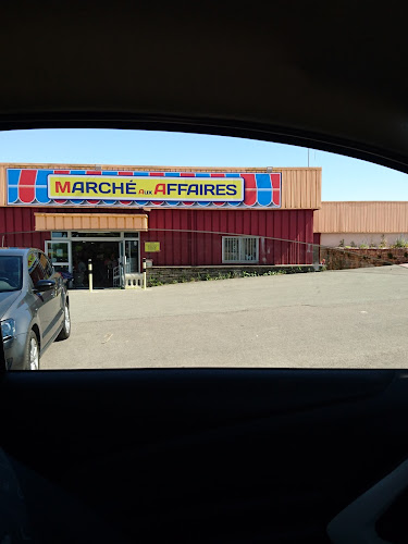 Le Marché aux Affaires à Semur-en-Auxois