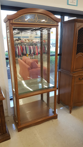 Thrift Store «AMVETS West Seneca», reviews and photos, 1900 Ridge Rd, West Seneca, NY 14224, USA