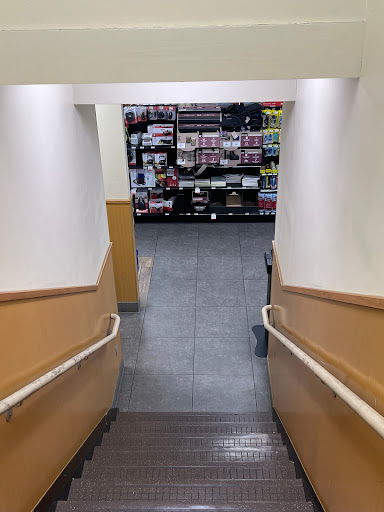 Convenience Store «Pilot Travel Center», reviews and photos, 921 Murfreesboro Rd, Lebanon, TN 37090, USA