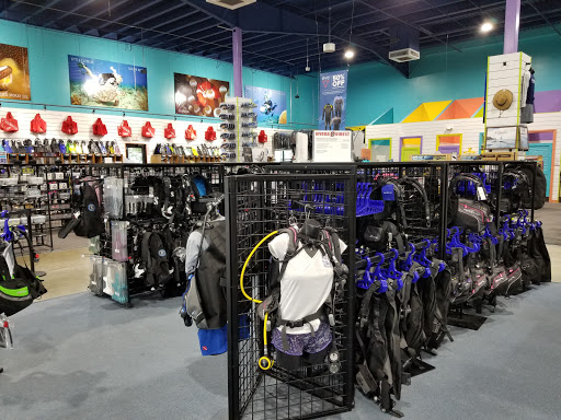 Dive Shop «Divers Direct», reviews and photos, 180 Gulf Stream Way, Dania Beach, FL 33004, USA