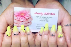 Family Nails image