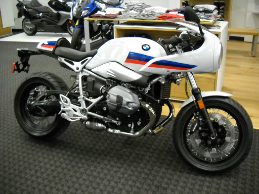 BMW Motorcycle Dealer «Engle Motors», reviews and photos, 6633 E Truman Rd, Kansas City, MO 64126, USA