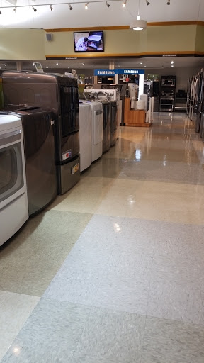 Furniture Store «RC Willey», reviews and photos, 1693 W 2700 S, Syracuse, UT 84075, USA