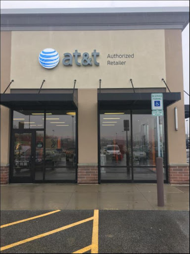 Cell Phone Store «AT&T Authorized Retailer», reviews and photos, 7687 W Ridgewood Dr, Parma, OH 44129, USA