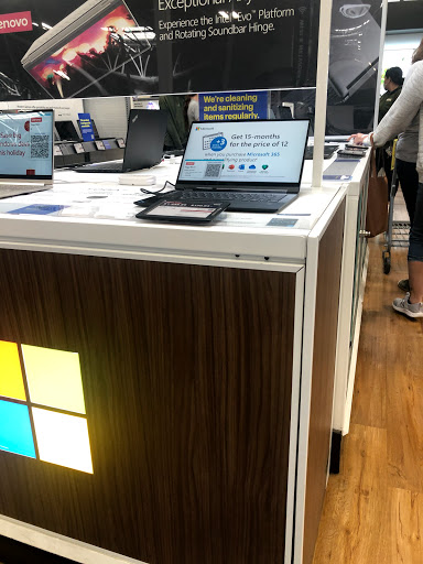 Electronics Store «Best Buy», reviews and photos, 3450 S Glenstone Ave, Springfield, MO 65804, USA