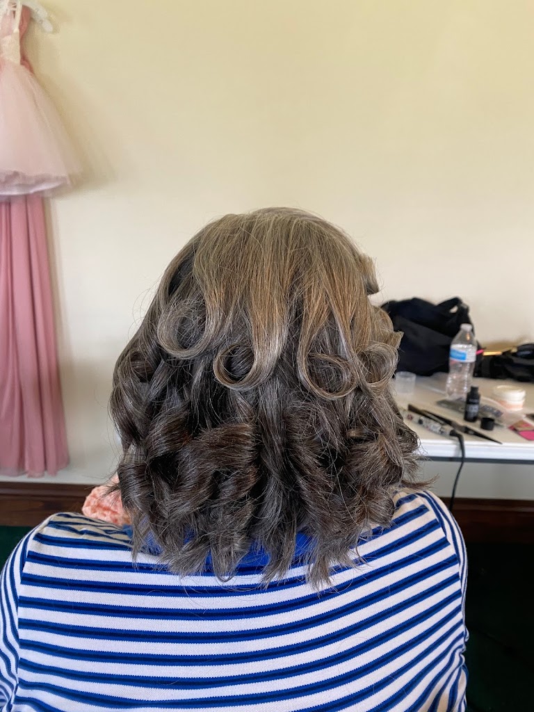 Lovin’ You Salon, Spa, & Boutique 72768