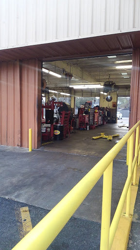 Tire Shop «Firestone Complete Auto Care», reviews and photos, 3401 Center St, Deer Park, TX 77536, USA