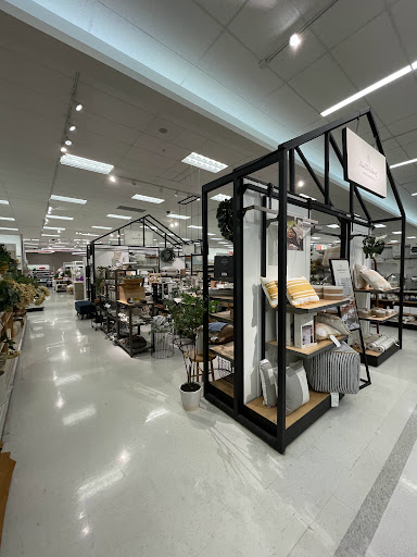Department Store «Target», reviews and photos, 800 Christiana Mall, Newark, DE 19702, USA