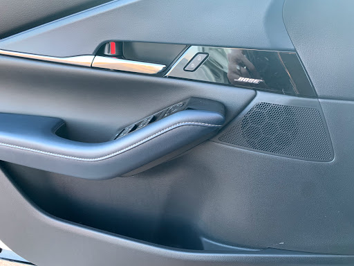 Car Dealer «Lunde Auto Center», reviews and photos, 140 40th St S, Fargo, ND 58103, USA