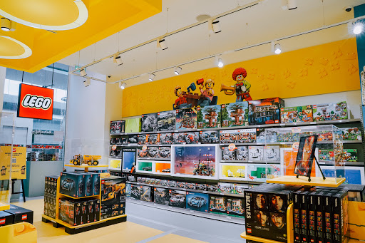 LEGO® Certified Store, Highpoint