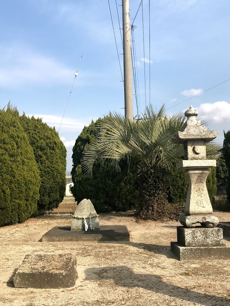 馬神社