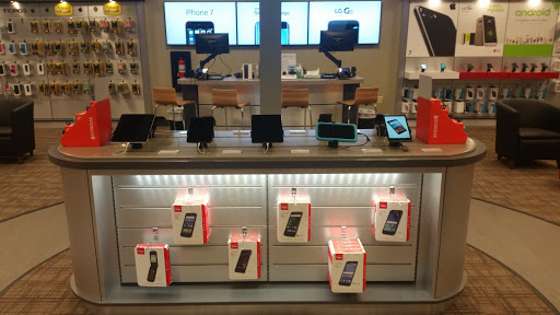 Cell Phone Store «Verizon Authorized Retailer – Cellular Sales», reviews and photos, 2606 Cloverdale Rd, Florence, AL 35633, USA