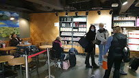 Atmosphère du Café Starbucks à Le Mesnil-Amelot - n°17