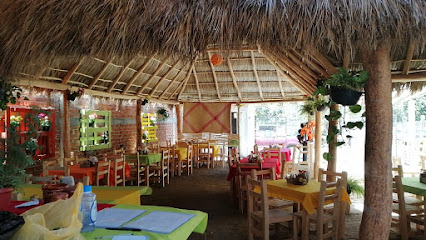 Mariscos Los Compadres - C. Galeana, Centro, 48450 Tomatlán, Jal., Mexico