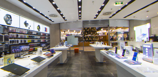 Hozzászólások és értékelések az Samsung Experience Store - Fórum Debrecen-ról