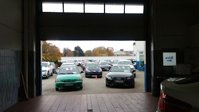 Photos of Bruckm&uuml;ller Reifen GesmbH