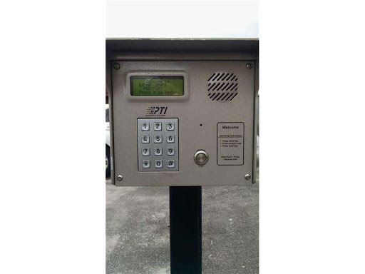 Self-Storage Facility «Extra Space Storage», reviews and photos, 80 Mill Rd, Freeport, NY 11520, USA