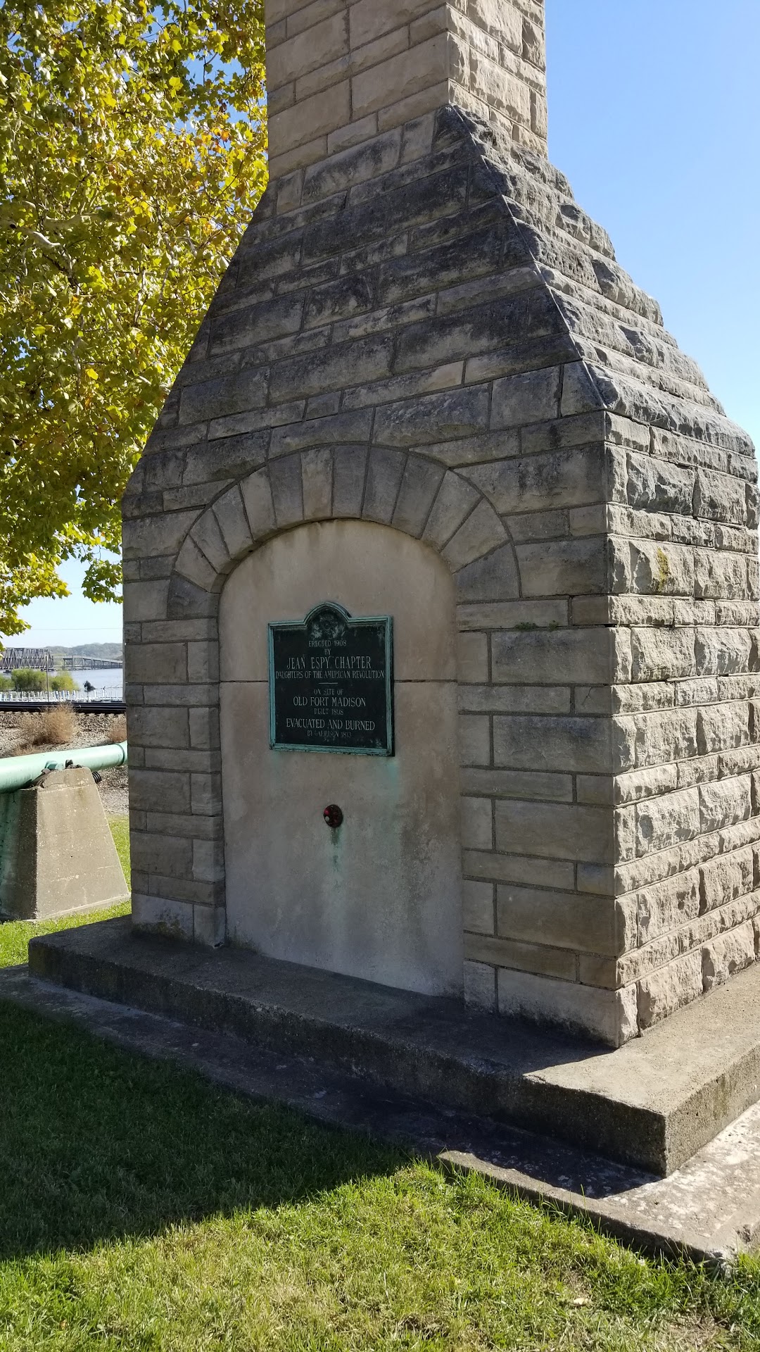 Lone Chimney Monument Historical Marker