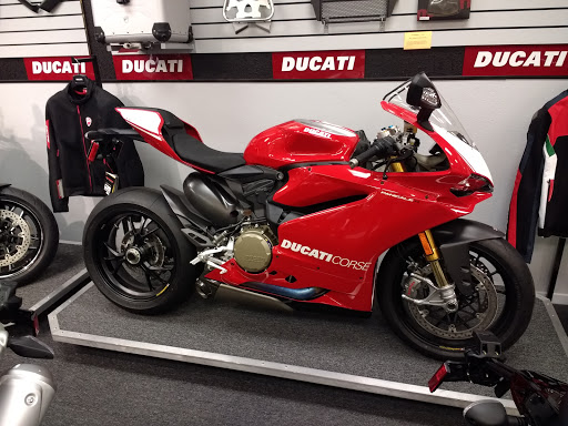 Triumph Motorcycle Dealer «Eurosport Cycle», reviews and photos, 3100 Airport Fwy, Fort Worth, TX 76111, USA